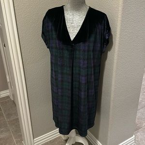 Vineyard Vines Plaid Velet Lined Dress‎ Large